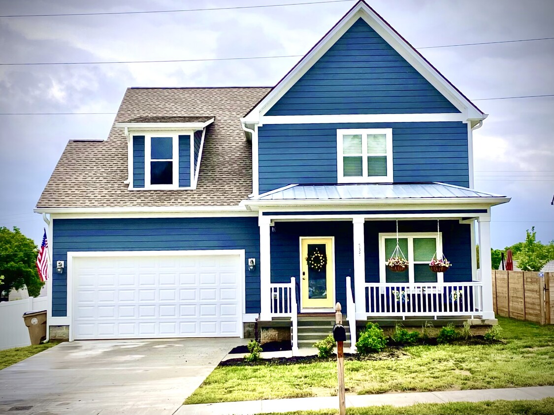 Primary Photo - 537 Sarver Ave