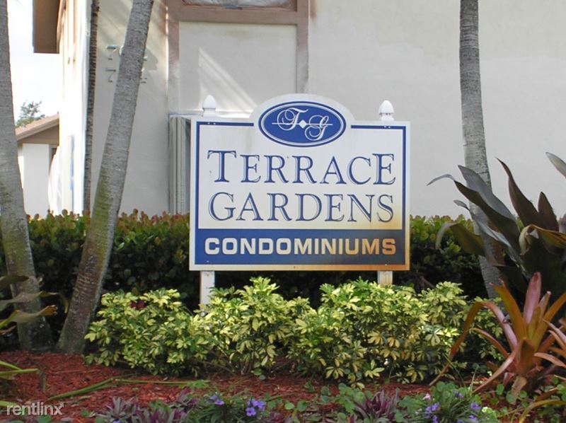 Foto principal - 2 br, 2 bath Condo - 852 NW Fork Rd