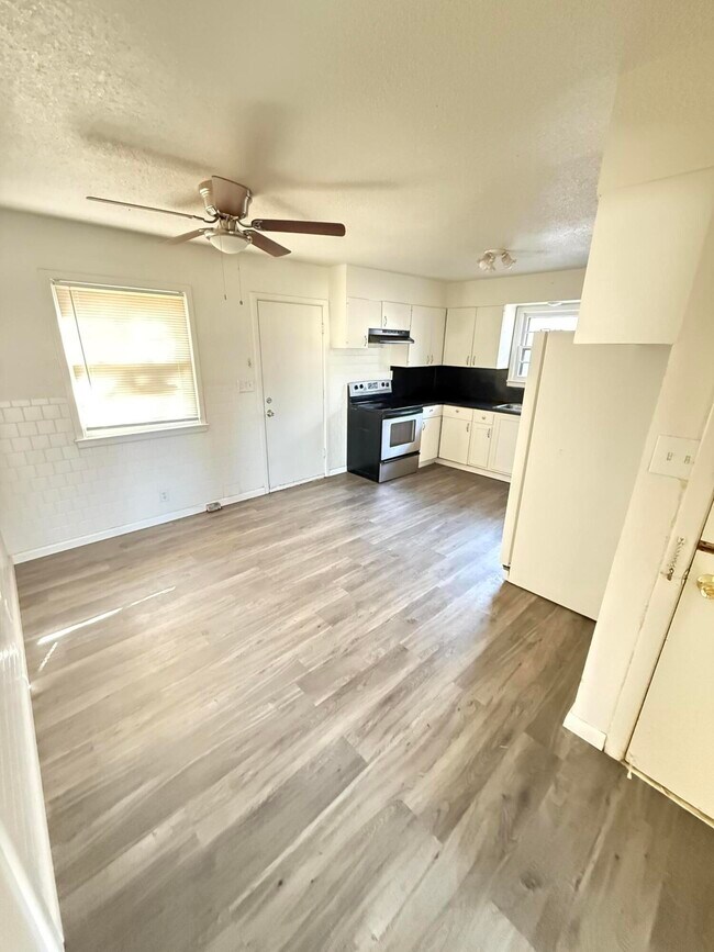 Foto del edificio - 2609 42nd St