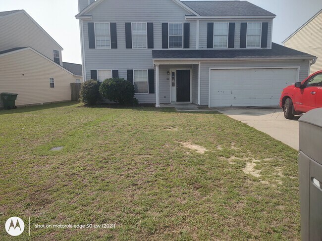 Foto del edificio - 120 Fox Grove Cir