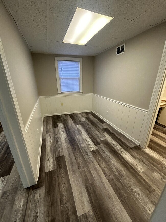 Foto del edificio - 1633 Mahoning Ave