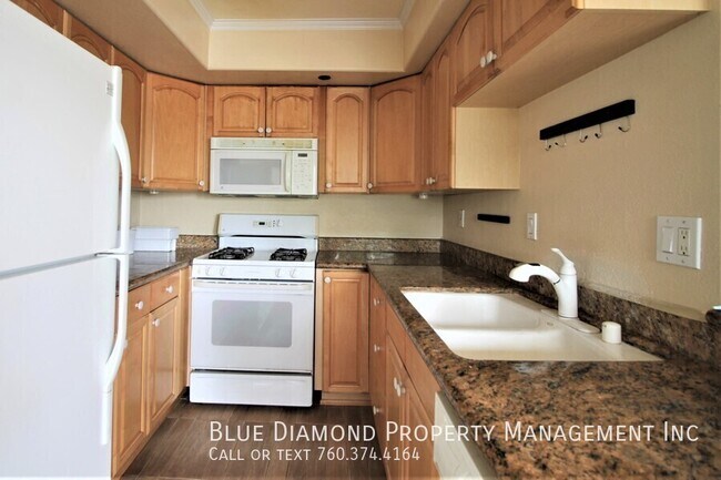 Foto del edificio - 115 Mangano Cir