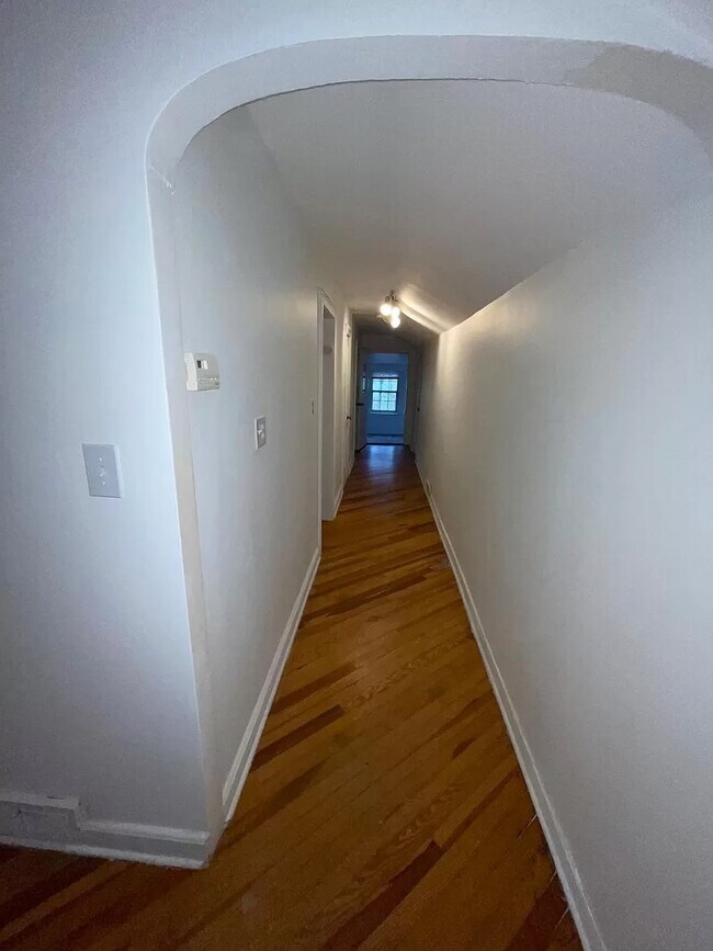 Foto del edificio - 24 Montague Ave