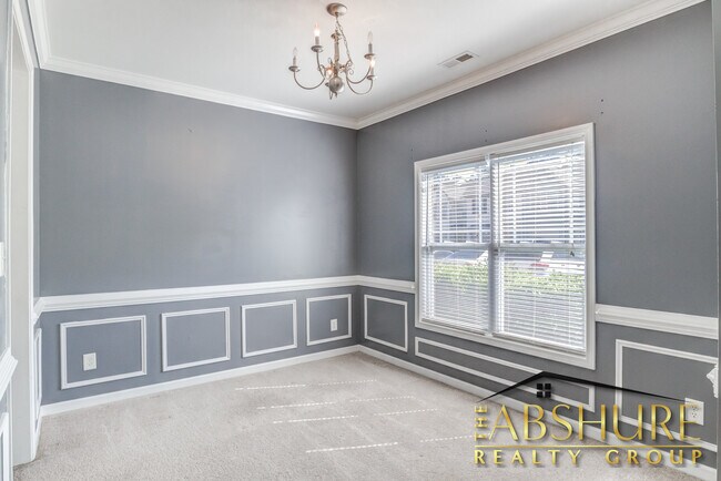 Foto del edificio - 2136 Sunny Cove Dr