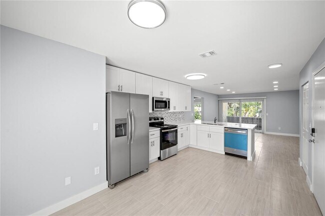 Foto del edificio - 3453 Clark Rd