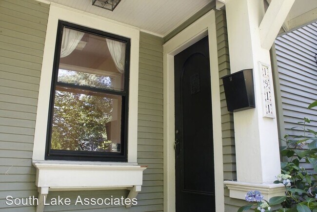 Building Photo - 3 br, 2 bath House - 1911 5th Ave W