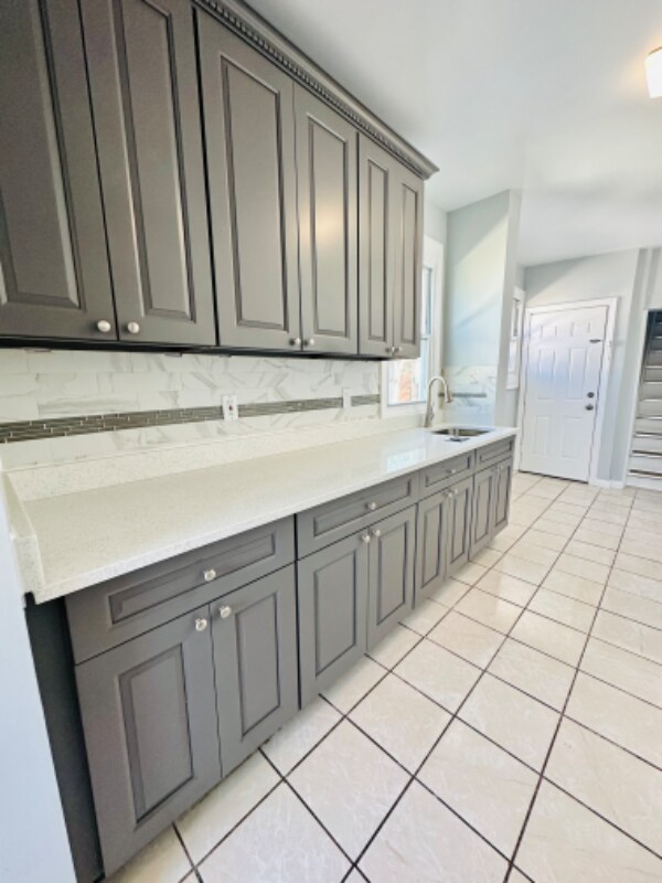 191 N Park St Unit Apt 3, East Orange, NJ 07017 Room for Rent in East