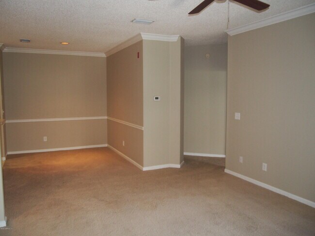 Foto del edificio - 10000 Gate Pkwy
