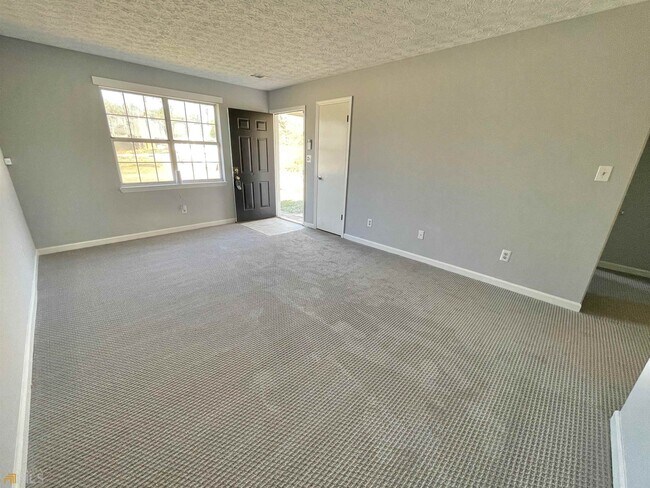 Foto del edificio - 5776 Trammell Rd