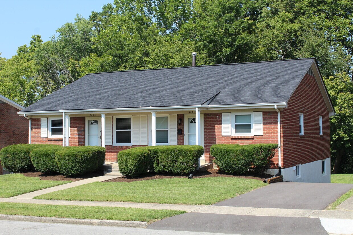 Primary Photo - 3423 Sutherland Dr