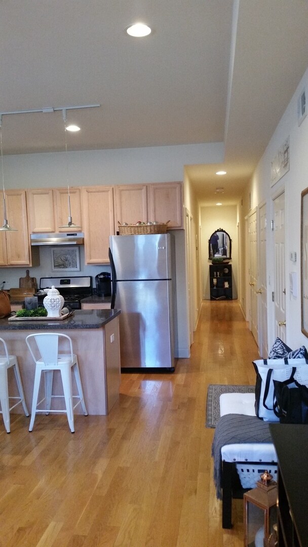 Foto del edificio - 3123 N Oakley Ave