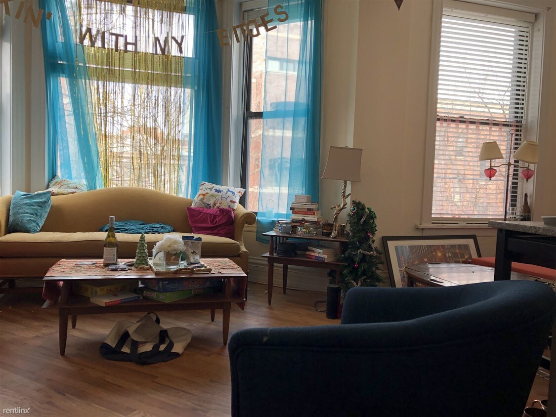 Foto principal - 907 W Fletcher St