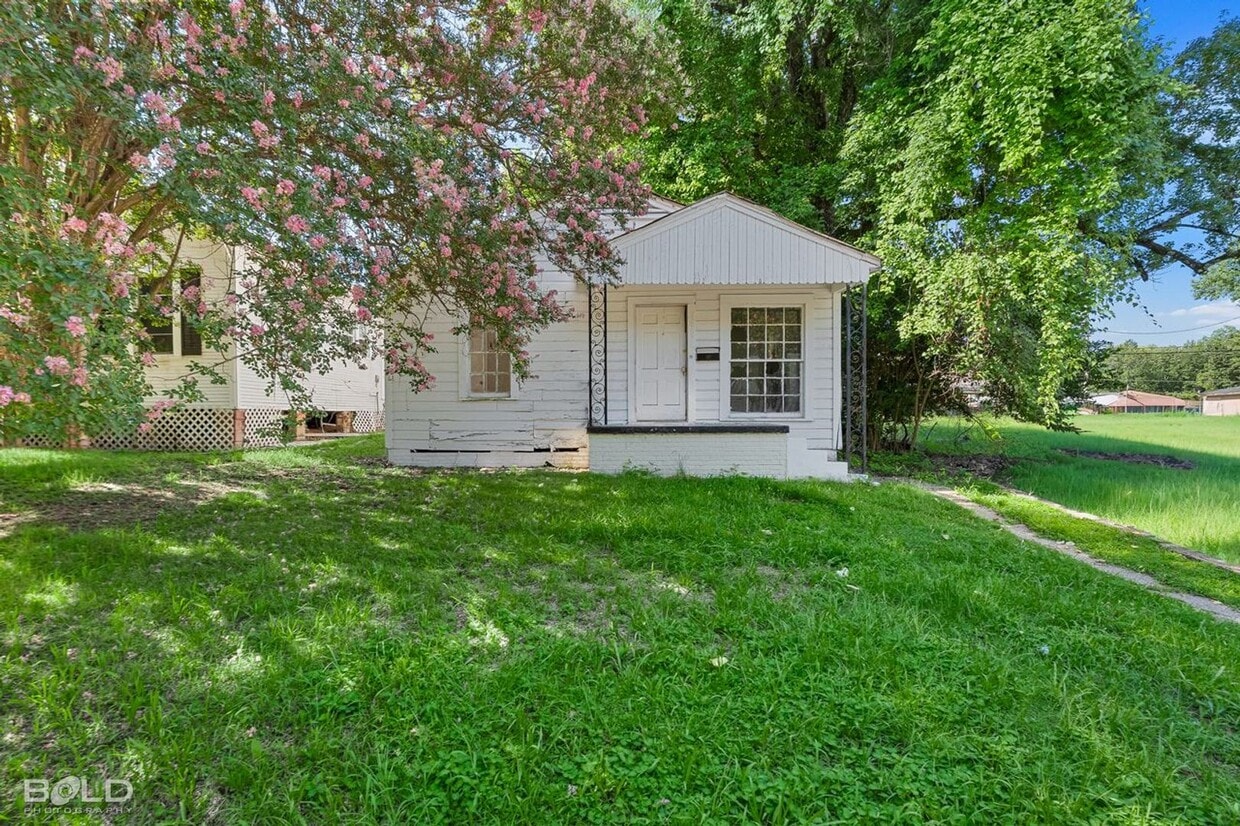 Building Photo - 3325 Judson St