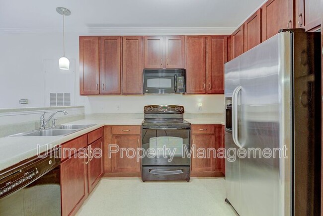 Foto del edificio - 2834 Bloomfield Ln