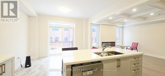 Building Photo - 26 Aveena Rd