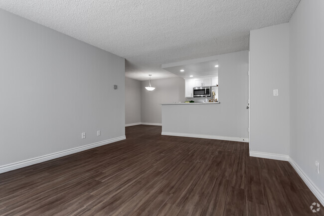 Interior Photo - 9404 Apartment Homes