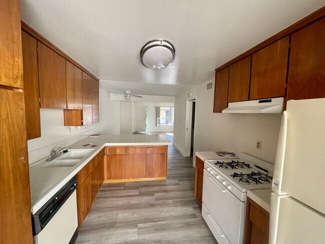 Foto del edificio - Cute 1 Bedroom 1 Bath Townhome for Rent