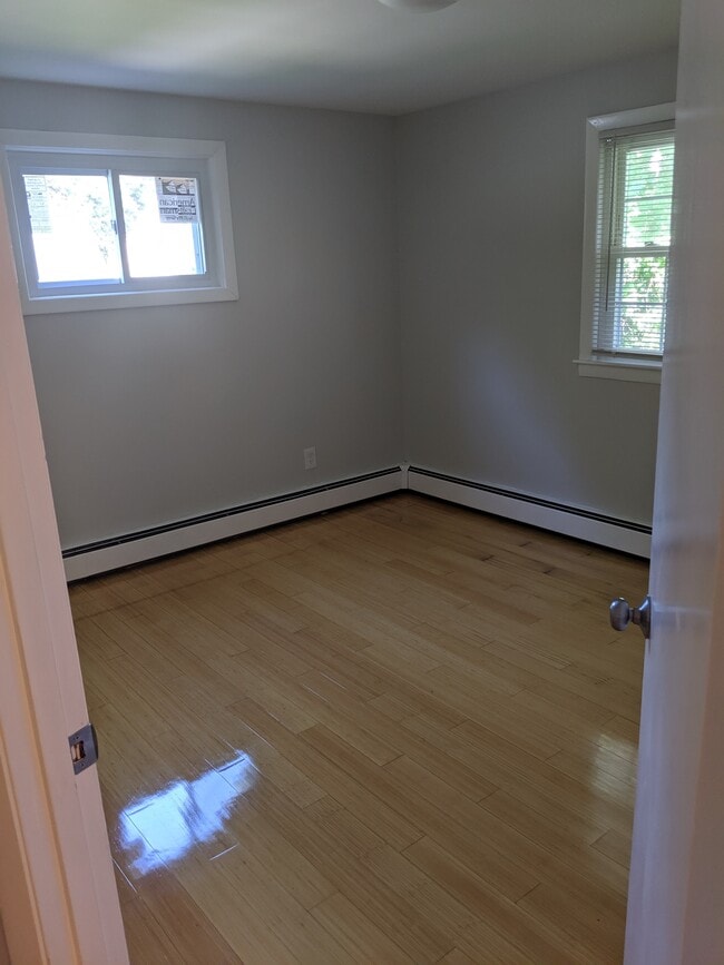 Bedroom - 86 Smith St