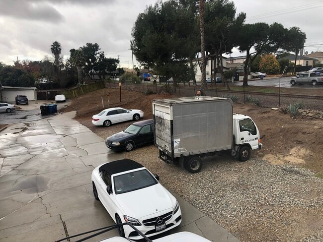 Foto del edificio - 4629 W 169th St