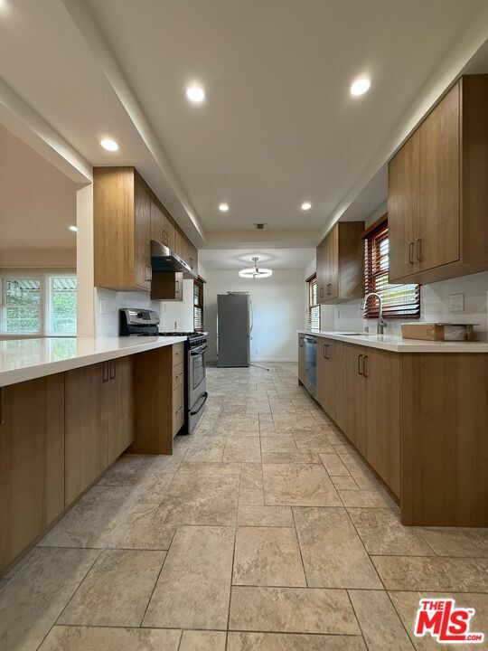 Foto del edificio - 1025 W Clark Ave