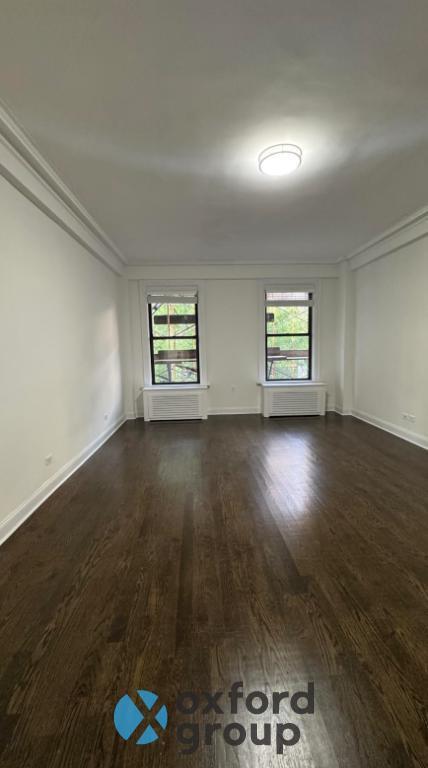 Building Photo - East 76th Street