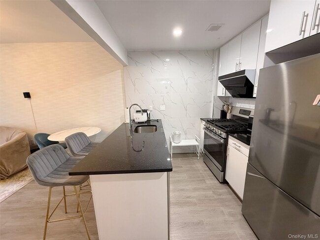 Foto del edificio - 144-27 Sanford Ave