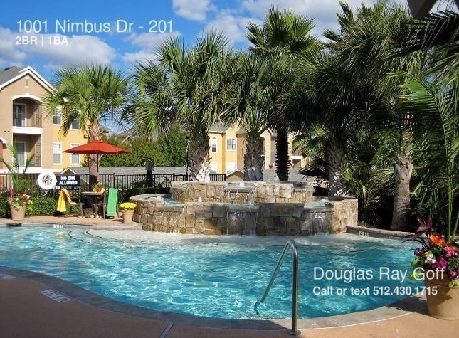 Building Photo - 1001 Nimbus Dr