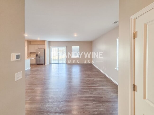 Building Photo - 859 Gelderland Dr