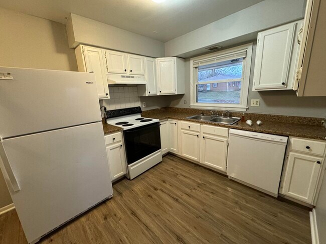 Foto del edificio - 749 Terrace View Dr