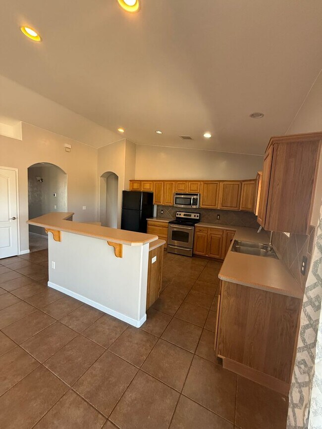 Building Photo - 4228 S Morning Glory Ct