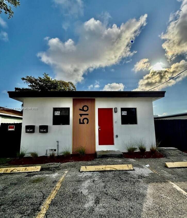 Foto principal - 512 NW 2nd Ave