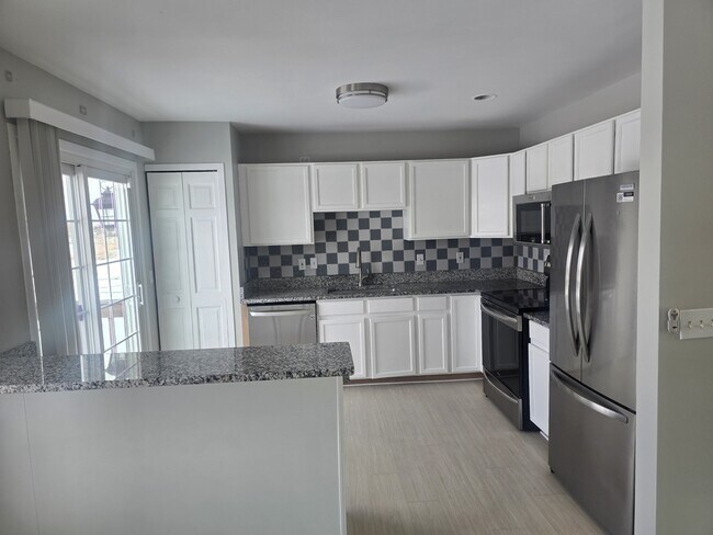 Foto del edificio - 247 Oak Ridge Dr