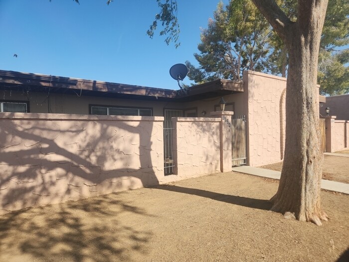 Primary Photo - 2 Bed, 2 Bath Townhome