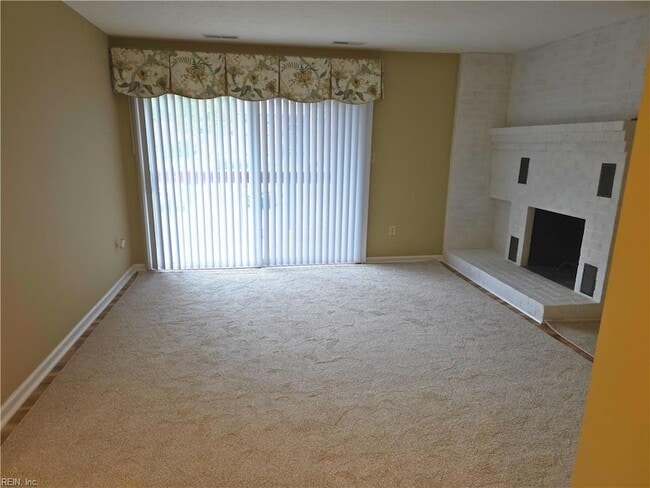 Photo - 4003 Governors Square Apartment