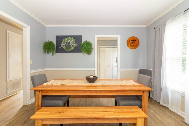 Foto del edificio - 1930 16th Ave