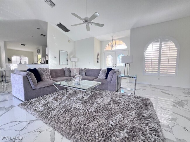 Foto del edificio - 1031 Tivoli Ln