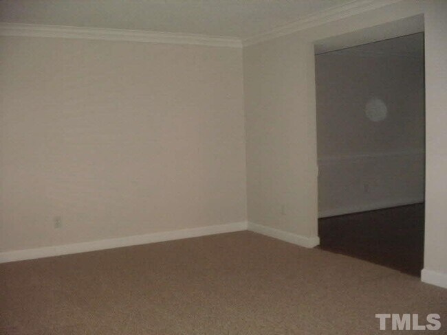 Foto del edificio - 2316 Hoot Owl Ct