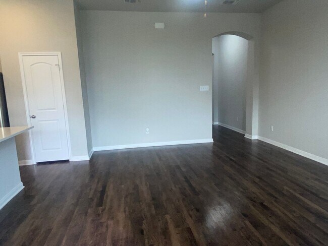 Foto del edificio - 3 BEDROOM, PLUS OFFICE, BELTON ISD