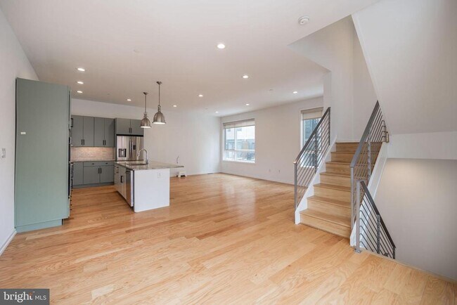 Foto del edificio - 444 Fairmount Ave