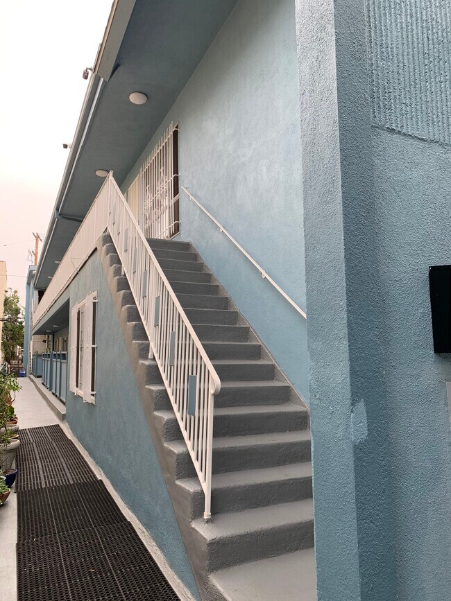 Euclid Street Apartments Apartments in Santa Monica, CA