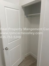 Building Photo - 472 W 40 S