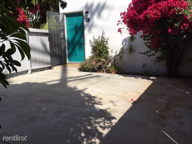 Building Photo - 2 br, 1 bath Apartment - 962 W Olive St