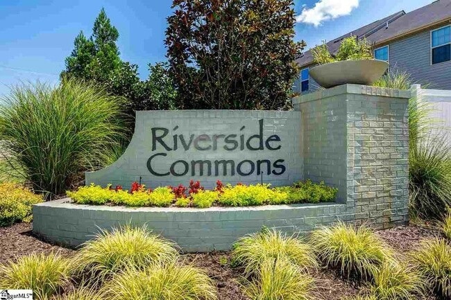 Photo - 8 Irvington Dr Townhome