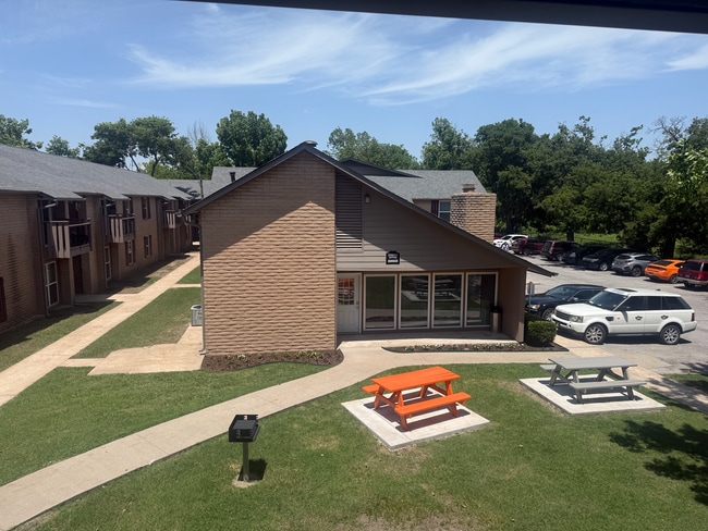 Interior Photo - Knollwood Apartments