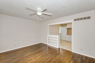 Building Photo - 4021 E Mount Vernon St