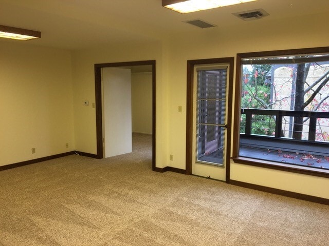 Building Photo - 970 Dewing Ave