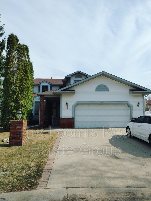 Photo du bâtiment - 615 Forest Ln NW