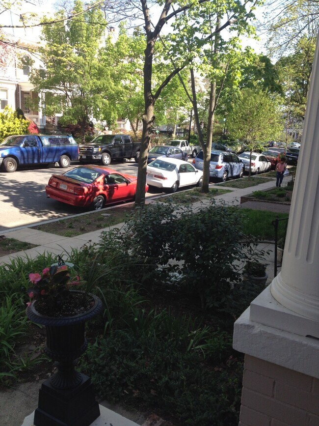 Foto del edificio - 3214 19th St NW