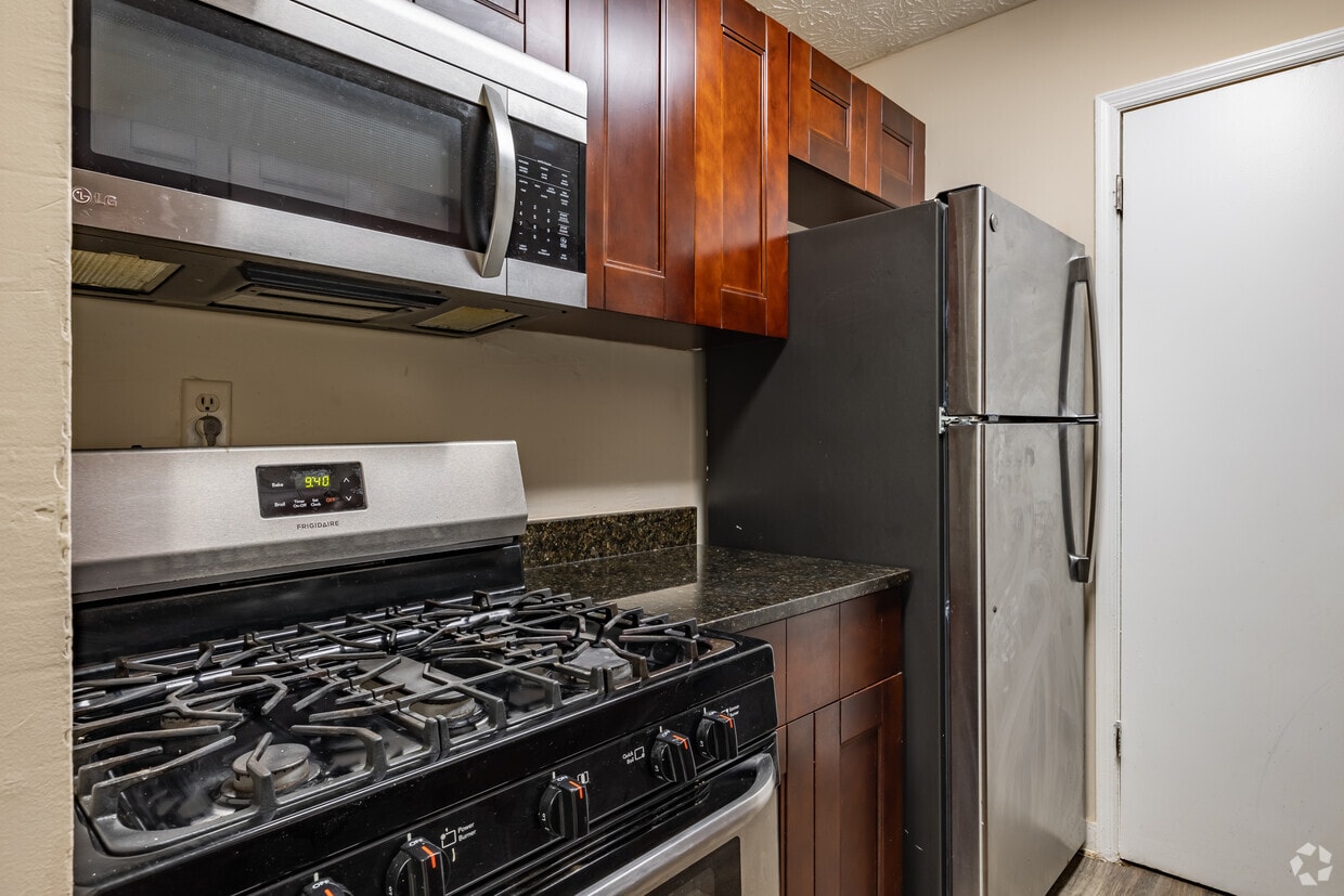 Primary Photo - Spivey Crossing Apartments
