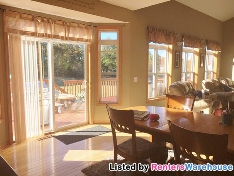 Foto del edificio - 22780 Erskin St NE